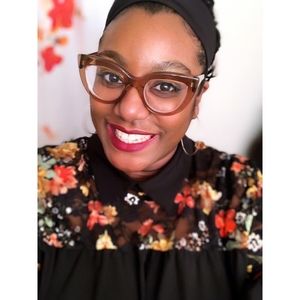 Meet your Posher, Kendra